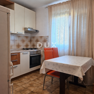 Krk, Malinska, samostojeća kuća, 133 m2, dva stana