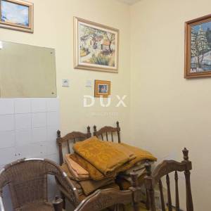Krk, Malinska, samostojeća kuća, 133 m2, dva stana