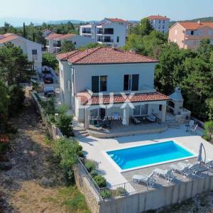 Krk, Šilo, trosobna vila, 283 m2, prvi red do mora