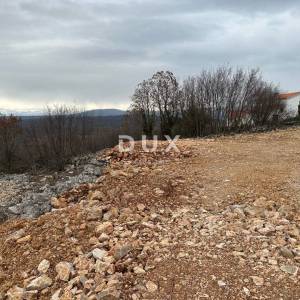 Krk, Vrh, građevinska zemljišta, 1.060 m2, s projektom