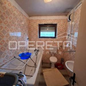Kuća na Banfici - 160 m2 NKP, 258 dvorište