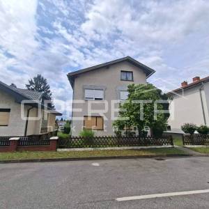 Kuća na Banfici - 160 m2 NKP, 258 dvorište