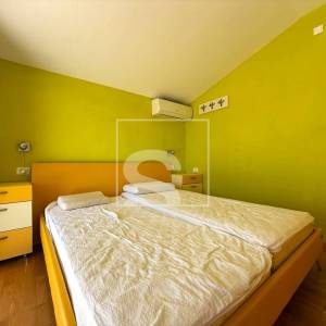 Kuća, prizemnica, Muntić - prostrana okućnica, privatnost i mirna lokacija