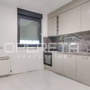 KUĆA U NIZU, PRODAJA, TRNOVČICA, 220 M2