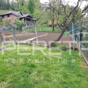 Kuća uz šumu, 3 min od centra – mir koji se rijetko nalazi
