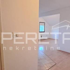 Kuća uz šumu, 3 min od centra – mir koji se rijetko nalazi