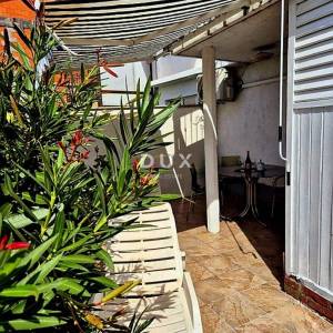 KVARNER, KRALJEVICA - kuća sa 2 stana i pogledom na more