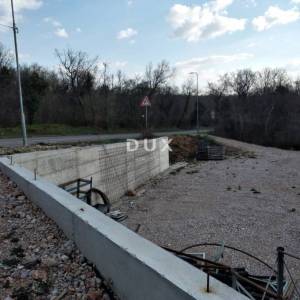 KVARNER, KRALJEVICA - kuća sa 2 stana i pogledom na more