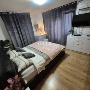KVARNER, KRALJEVICA - kuća sa 2 stana i pogledom na more