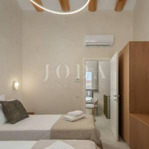 Labin, okolica, impozantna Villa s grijanim bazenom