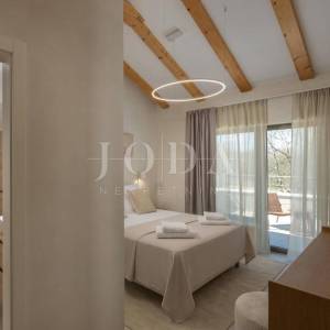 Labin, okolica, impozantna Villa s grijanim bazenom