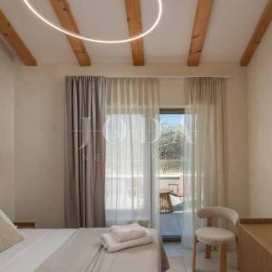 Labin, okolica, impozantna Villa s grijanim bazenom