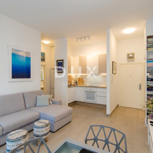 Lovran, stan, dugoročni najam, 49 m², parking