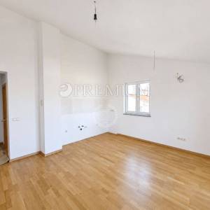 Malinska, apartman s lijepim pogledom na more, prodaja!
