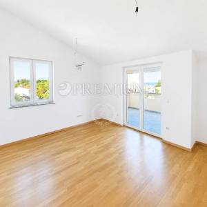 Malinska, apartman s lijepim pogledom na more, prodaja!