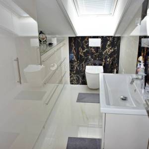 Malinska, lijepo uređen apartman na atraktivnoj lokaciji!