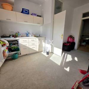Matulji, poslovni prostor, 170m2, blizina centra