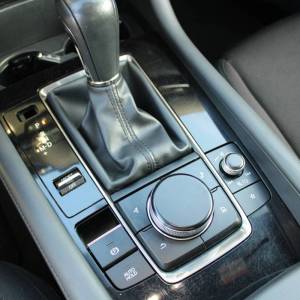 Mazda 3 2.0 AUTOMATIK *LED, NAVIGACIJA, KAMERA*