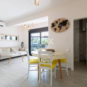 Murter, namješten dvosoban stan, 50 m²
