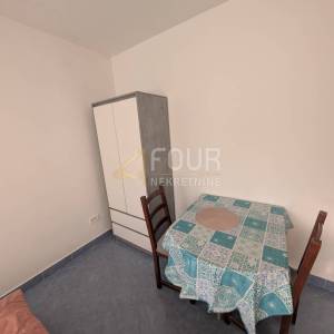 Najam, Kastav, garsonijera, balkon