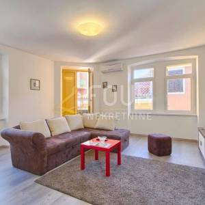 Najam, Pula-centar, 3S+DB, namješten, 91.74m2