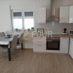 Najam, Pula - Veli Vrh, 2s+db, balkon