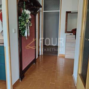 Najam, Rijeka, Škurinje, 1s+db, 52m2, balkon
