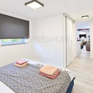 Njivice, apartman blizu mora, 100 m od plaže!