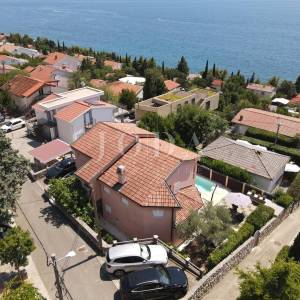 Novi Vinodolski kuća s bazenom