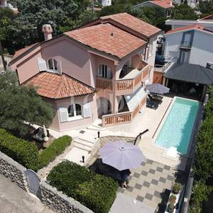 Novi Vinodolski kuća s bazenom