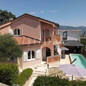 Novi Vinodolski kuća s bazenom