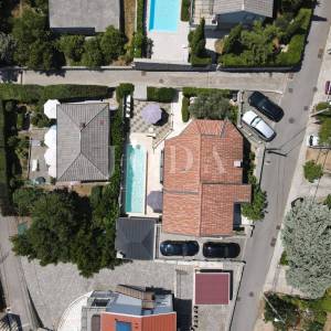 Novi Vinodolski kuća s bazenom