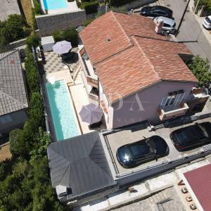 Novi Vinodolski kuća s bazenom