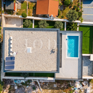 Novi Vinodolski moderna novogradnja blizu plaže i centra grada