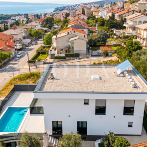 Novi Vinodolski moderna novogradnja blizu plaže i centra grada