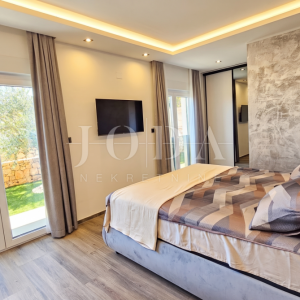 Novi Vinodolski moderna novogradnja blizu plaže i centra grada