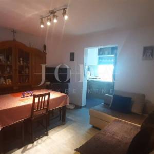 NOVI VINODOLSKI, novouređena kuća u centru grada