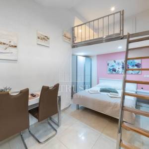 OPATIJA, CENTAR - 2 apartmana za prodaju