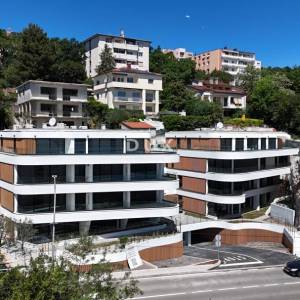 Opatija, centar, trosobni stan, 100,16 m2, terasa 34 m²