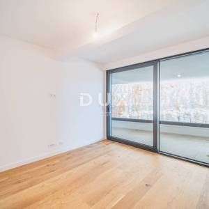 Opatija, centar, trosobni stan, 100,16 m2, terasa 34 m²