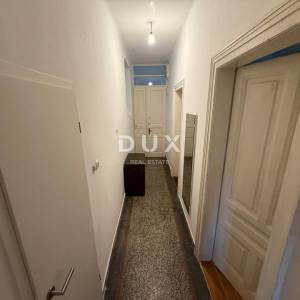 Opatija, centar, dvosobni stan, 74 m2, 2 balkona, pogled
