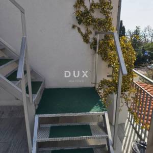 Opatija, centar, stan 180 m2 s panoramskim pogledom na more + 3 parkirna mjesta