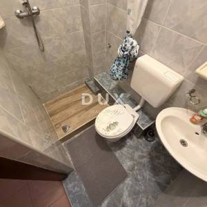 Opatija, centar, stan 240 m2 s pogledom na more + 6 parkirnih mjesta