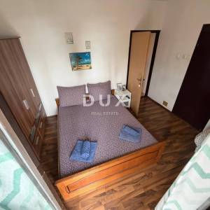 Opatija, centar, stan 240 m2 s pogledom na more + 6 parkirnih mjesta