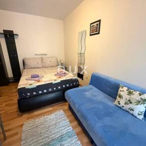 Opatija, centar, stan 240 m2 s pogledom na more + 6 parkirnih mjesta