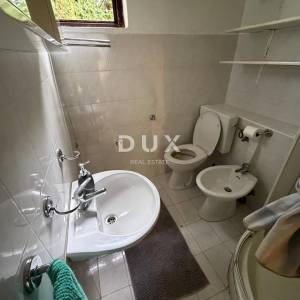 Opatija, centar, stan 240 m2 s pogledom na more + 6 parkirnih mjesta