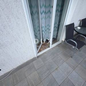 Opatija, centar, stan 240 m2 s pogledom na more + 6 parkirnih mjesta