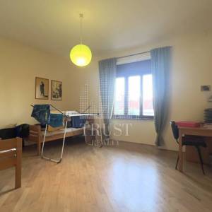 OPATIJA CENTAR - STAN S OKUĆNICOM I PARKINGOM!