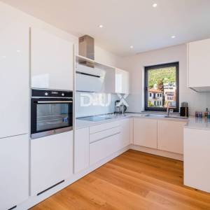 Opatija, centar, trosobni stan, 127m2, novogradnja