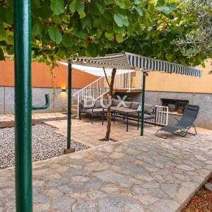Opatija, Ičići, centar, stan, 52 m2, prizemlje, parking